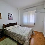 Apartamento moderno e aconchegante. Pé na areia!!!